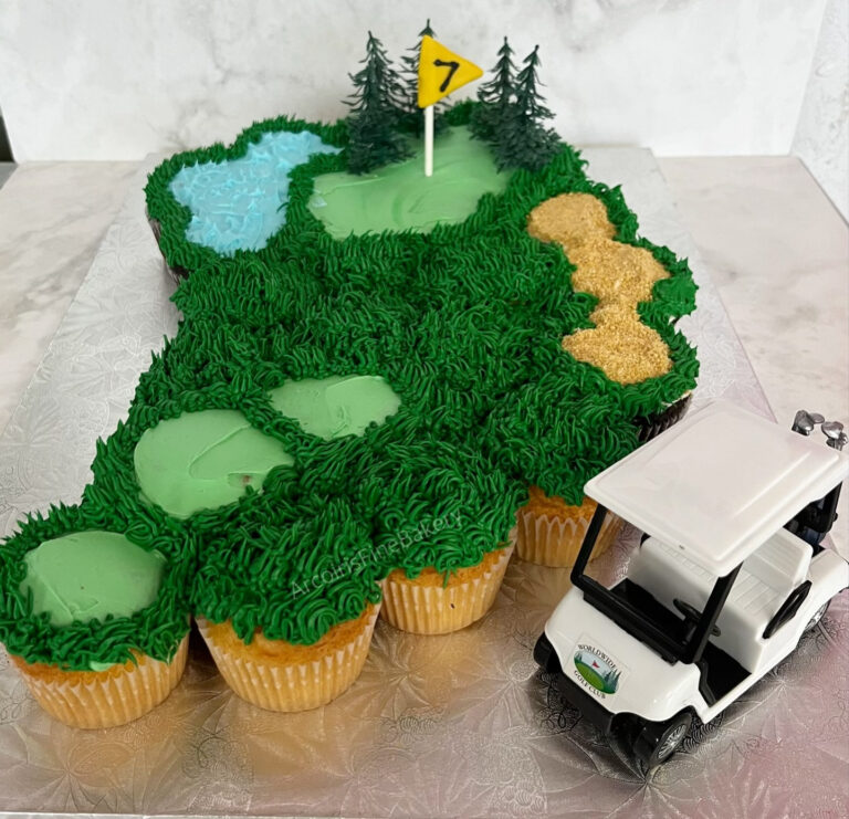 Holiday or special-occasion cake by Arcoiris Fine Bakery