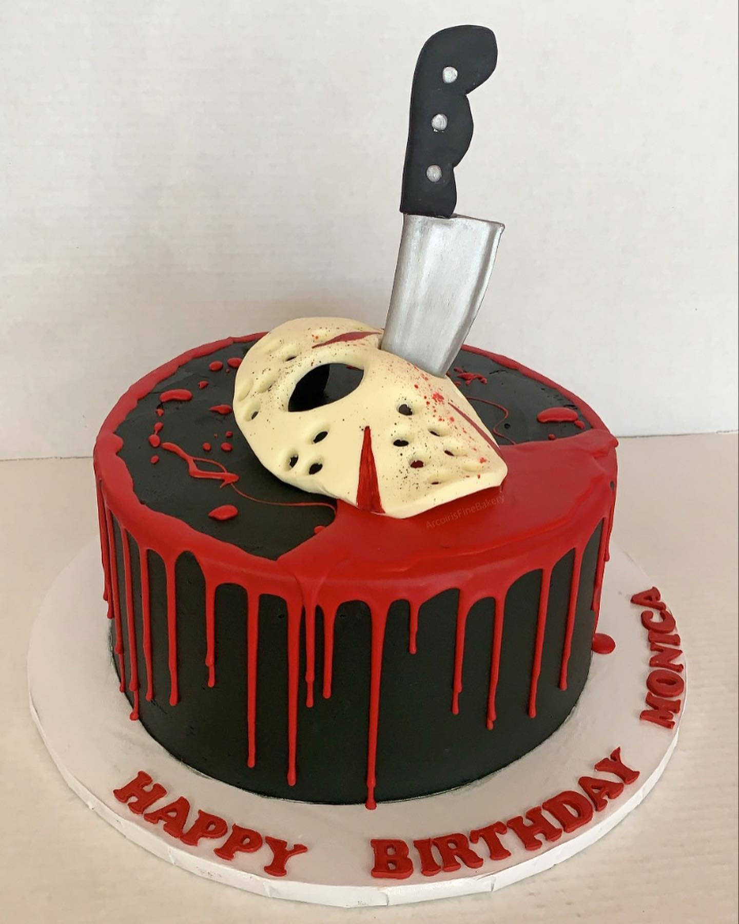 Birthday cake by Arcoiris Fine Bakery