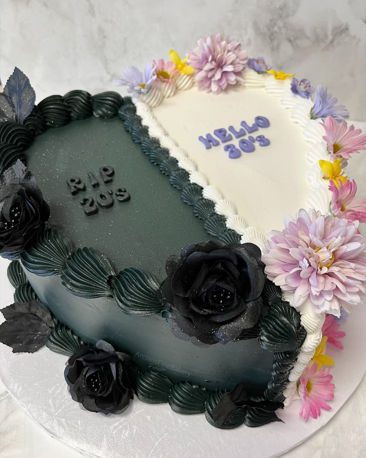 Birthday cake by Arcoiris Fine Bakery