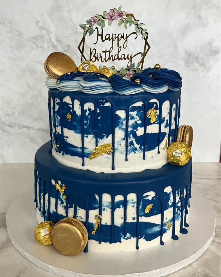 Birthday cake by Arcoiris Fine Bakery
