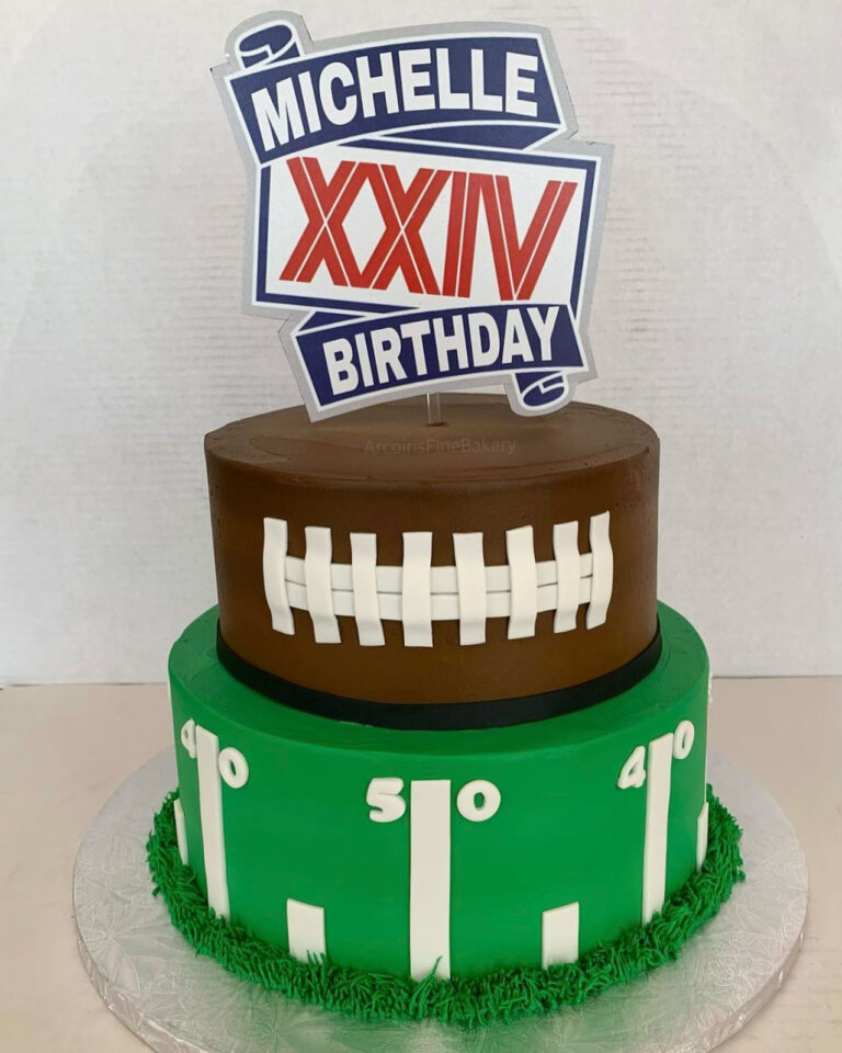 Birthday cake by Arcoiris Fine Bakery