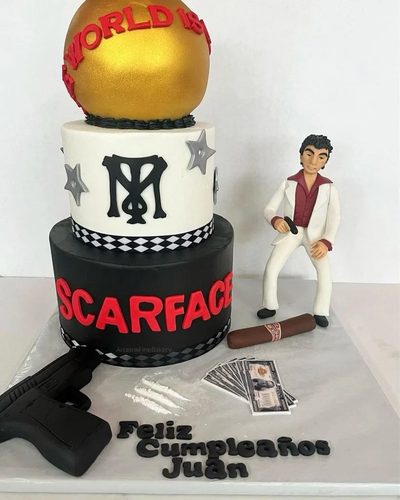 Birthday cake by Arcoiris Fine Bakery