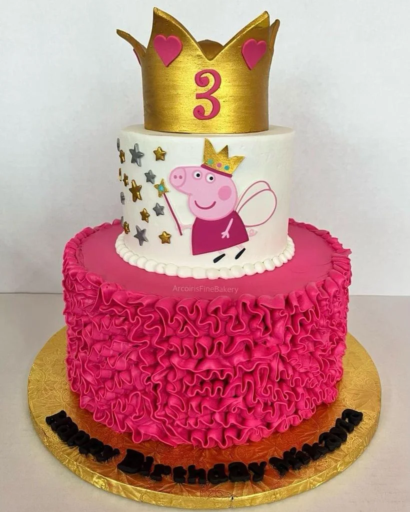 Birthday cake by Arcoiris Fine Bakery