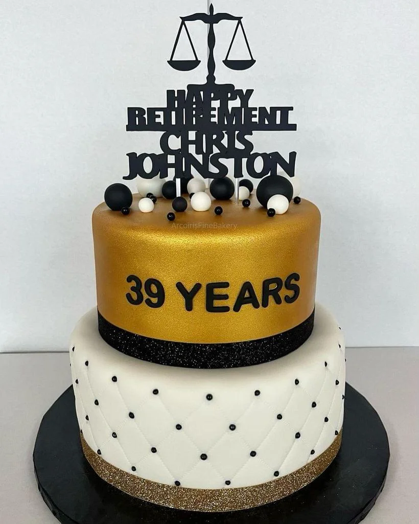 Birthday cake by Arcoiris Fine Bakery
