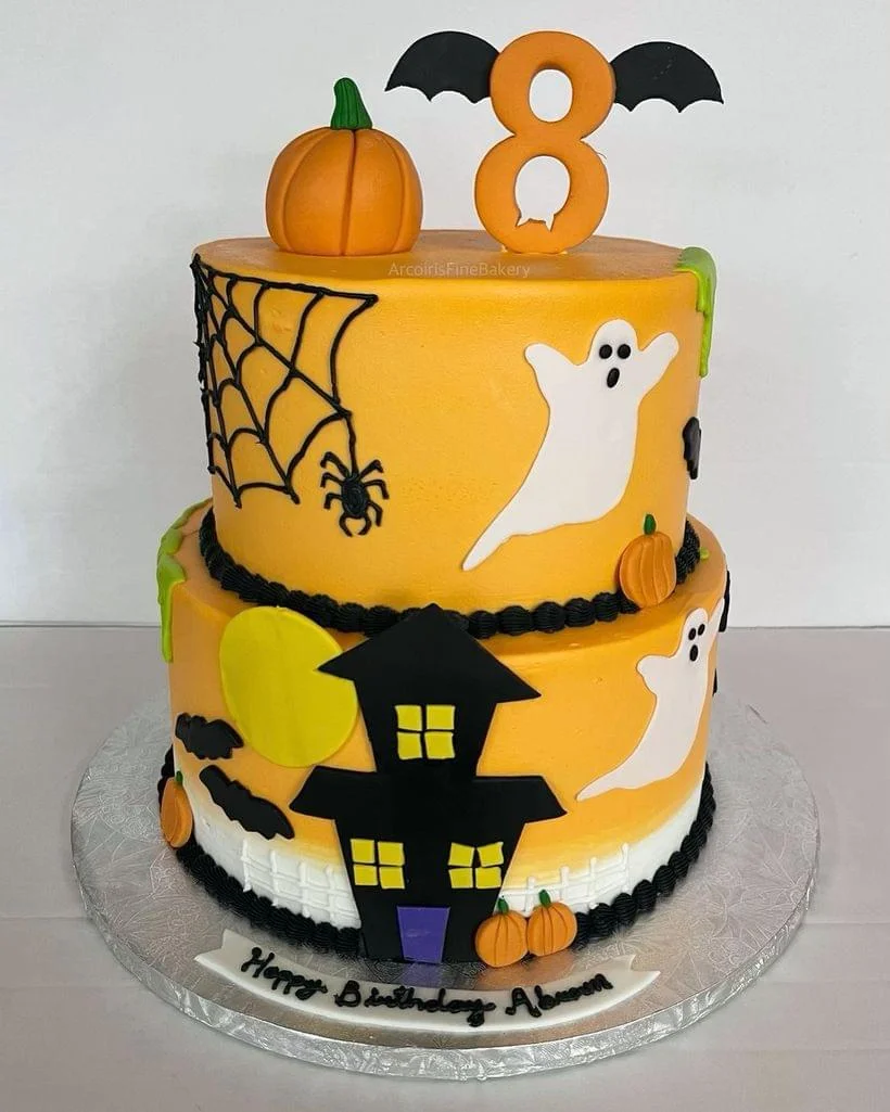 Birthday cake by Arcoiris Fine Bakery