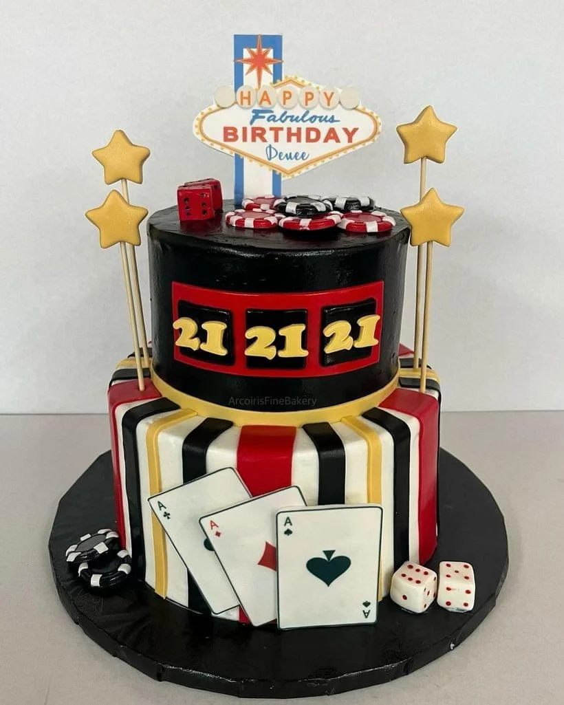 Birthday cake by Arcoiris Fine Bakery