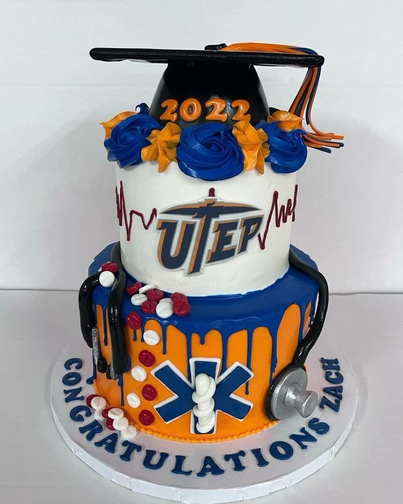 Graduation cake by Arcoiris Fine Bakery