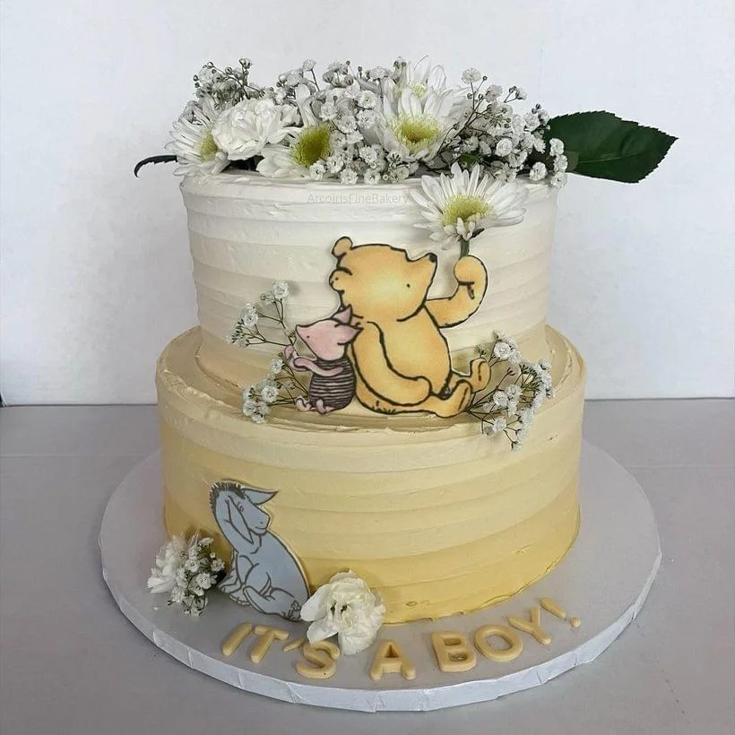 Birthday cake by Arcoiris Fine Bakery