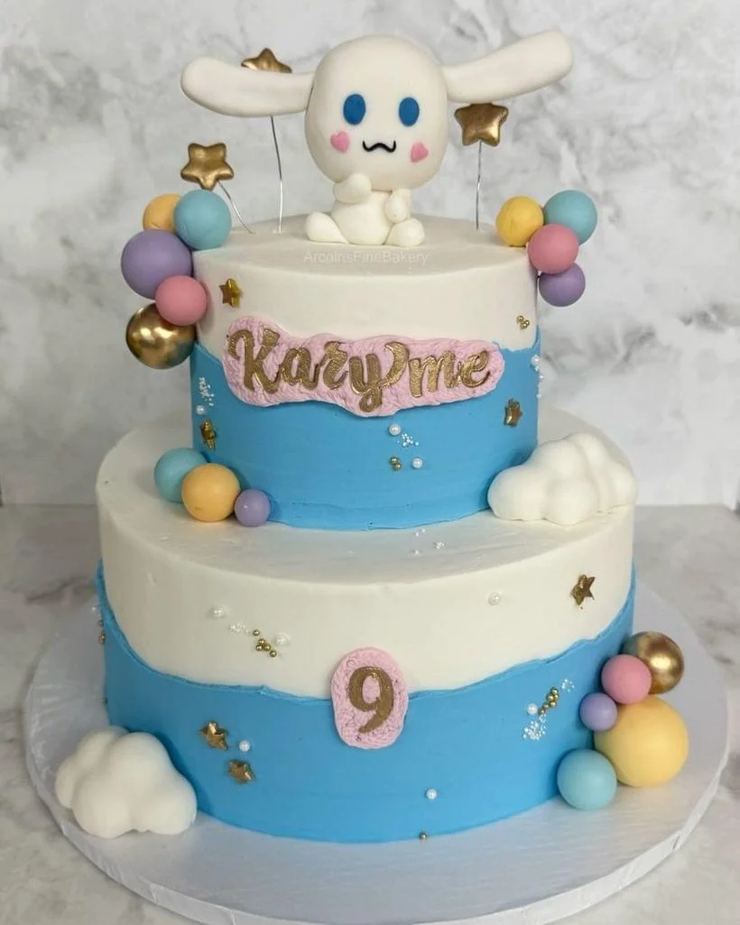 Birthday cake by Arcoiris Fine Bakery