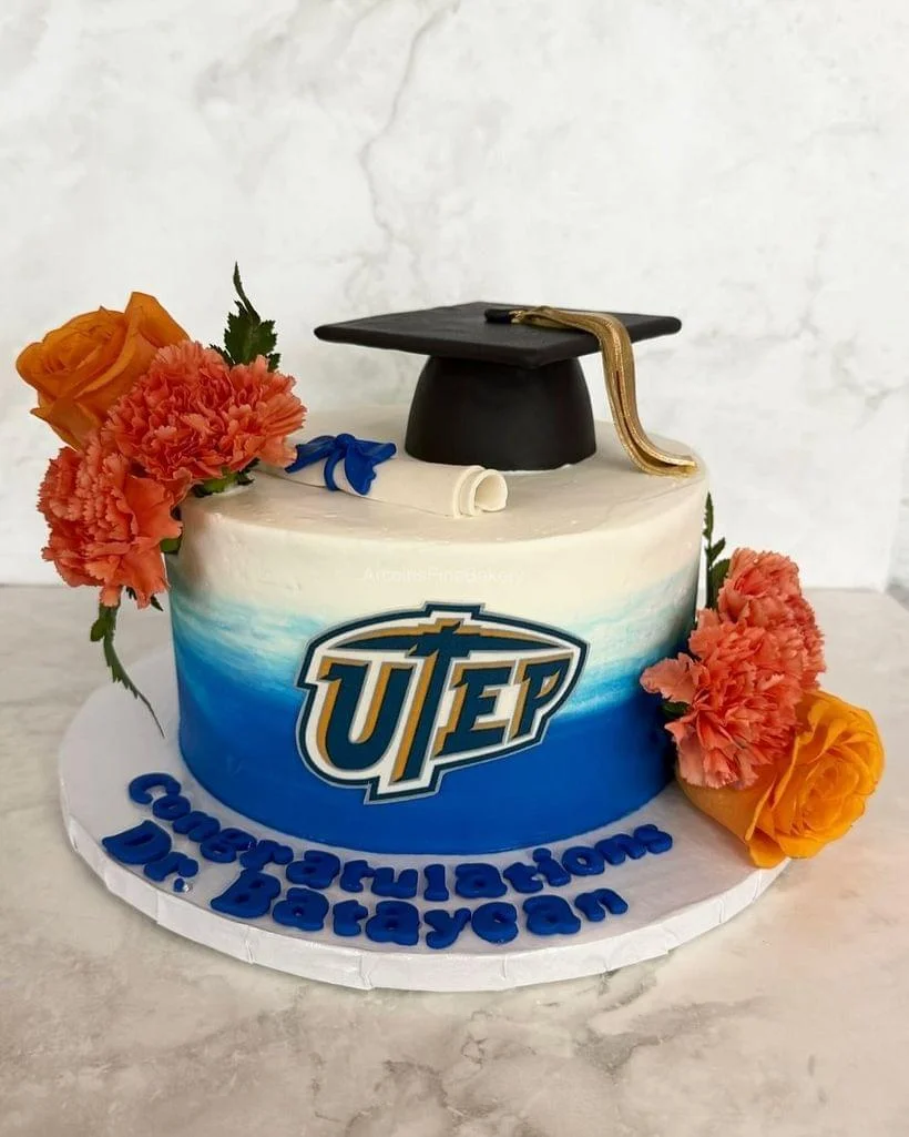 Graduation cake by Arcoiris Fine Bakery