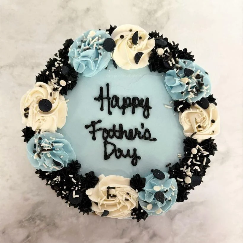 Holiday or special-occasion cake by Arcoiris Fine Bakery