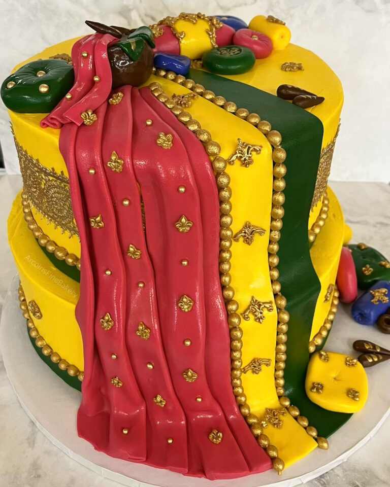 Birthday cake by Arcoiris Fine Bakery