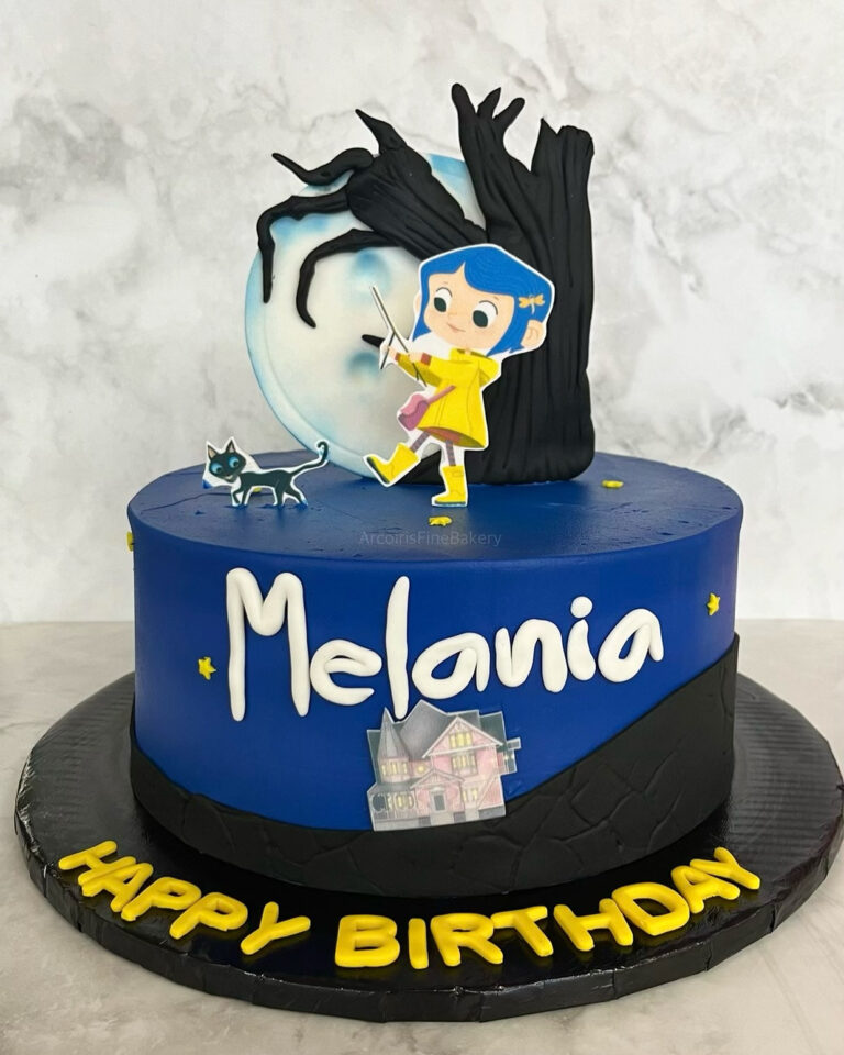 Birthday cake by Arcoiris Fine Bakery