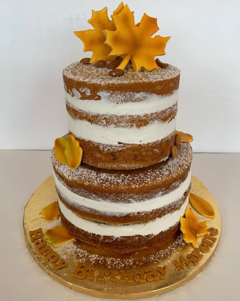 Birthday cake by Arcoiris Fine Bakery